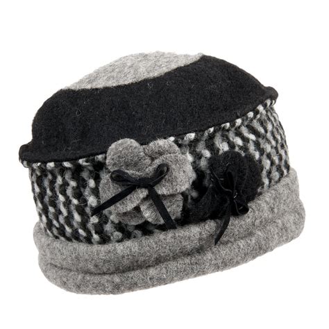 cappellino zuccotto fendi donna|Cappelli donna .